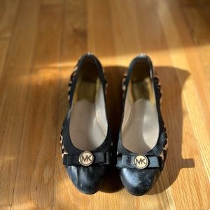 MICHAEL KORS LEOPARD PRINT FLATS